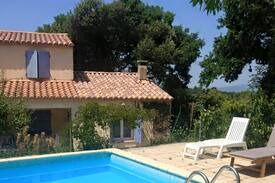 La Roque-sur-Pernes Maison | Gîte à la Roque sur Pernes (Provence-Vaucluse)
