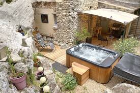 Gordes Maison | MIREIO ,le charme provencal