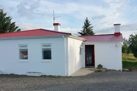 Borgarnes Cabine | Cottage at the Beautiful Oceanside - Thursstadir