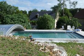 Martel Maison | Gîte de charme avec piscine privée à Martel