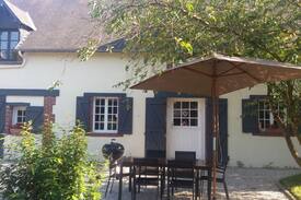 Beuvron-en-Auge Maison | La ferme aux perdrix - Gîte la grange