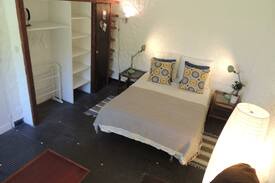 Bayonne Maison | Bed and Breakfast : private bungalow and parking