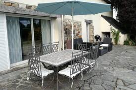 Hirel Maison | Longère bretonne cosy et spacieuse avec piscine