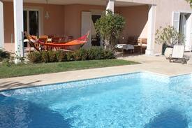 Valbonne Cabine | 3p, 6 pers., dans villa avec piscine à Valbonne