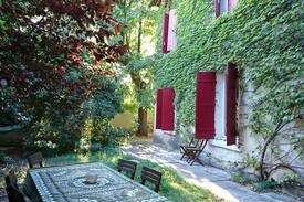 Montfavet Maison | Montfavet : Belles chambres dans grande maison