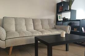Hyeres City Centre Appartement | T1 rénové avec grande terrasse proche gare - Hyères centre ville