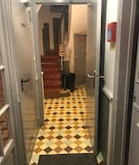 18th Arrondissement Hôtel | chambre 19 sur rue avec douche