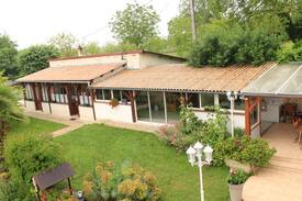 Mondion Maison | Gîte rural "La Massonnière"