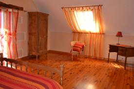 Saint-Epain Maison | Chambre au calme à la campagne