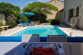 Bize-Minervois Villa | Elegant Villa in Bize-Minervois with Swimming Pool