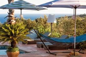 Arenys de Munt Villa | NEW LISTING: Villa with sea views and padel court!