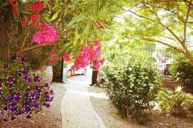 Homps Lit Et Petit-Déjeuner | Homps bed and breakfast with canal view