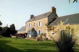 Pont-Melvez Maison | Entire House in Brittany, France