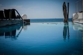 Angoulins Villa | House direct access to the sea