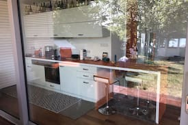 Beinheim Maison | Modernes Hideaway am See im Elsass, (Beinheim), Modernes Hideaway am See im Elsass, 50qm, Garten, 1 Schlafzimmer, max. 3 Personen
