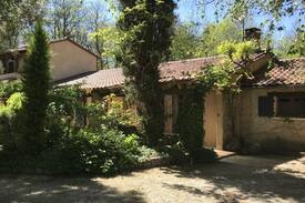 Lamonzie-Montastruc Maison | Holiday Home in Lamonzie-Montastruc with Garden