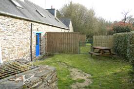 Laniscat Cabine | Les Gîtes du Pontiou. 22570 LANISCAT.