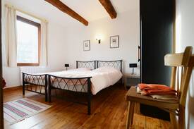 Bure Maison | Le Romarin Calestienne grote ruime burgerwoning