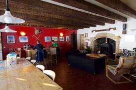 Saint-Aventin Maison | Stone built Mountain Lodge