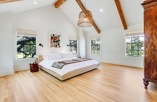 Wimberley Maison | The Main House at D2 Farms I Couples retreat with hot tub and pool.