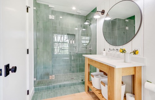Wimberley Maison | The Main House at D2 Farms I Couples retreat with hot tub and pool.