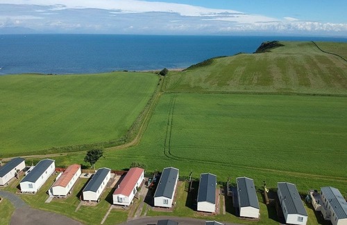 Ayr Maison | 2 bedroom accommodation in Ayr