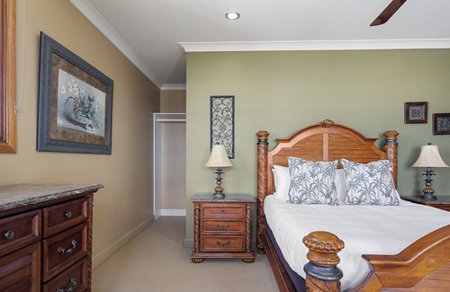 Swan Bay Maison | Casa Pacifica - A trip to Spain, 2 Hours From Sydney. Luxury Waterfront Villa, Escape, Relax, Reset.