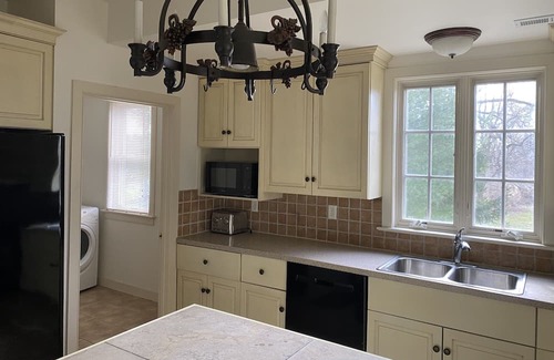 Rohrerstown Maison | Lancaster County Home Centrally Located