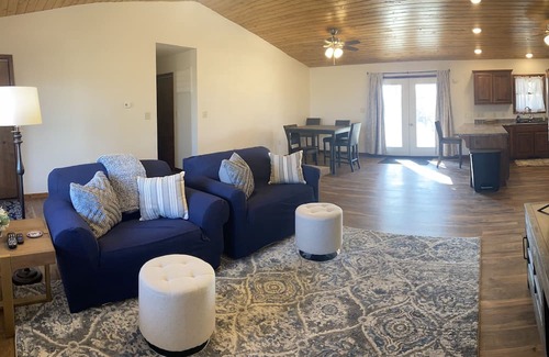 Washington County Cabine | Pet friendly, newly constructed cabin with modern amenities!