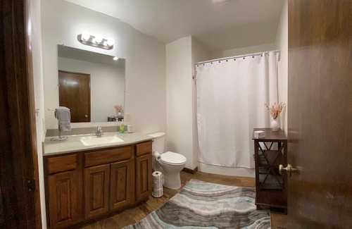 Washington County Cabine | Pet friendly, newly constructed cabin with modern amenities!