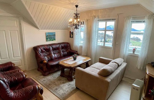Kvinnherad Maison | 6 person holiday home in Sæbøvik