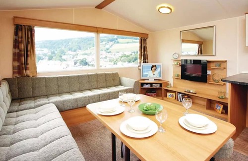 Lossiemouth Maison | 2 bedroom accommodation in Lossiemouth, Moray