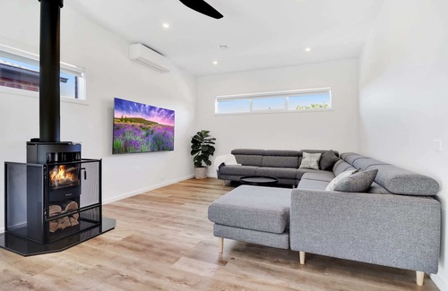 Belmont Maison | Alanas Place I Modern Townhouse