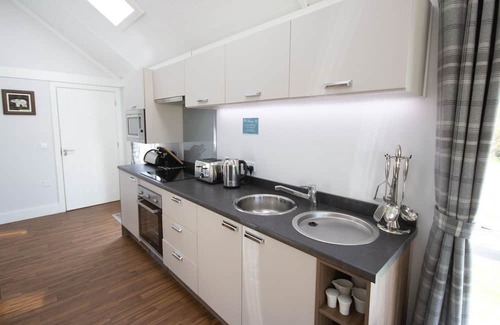 Annan Cabine | 2 bedroom accommodation in Annan