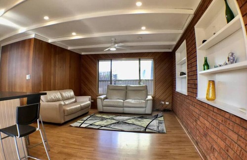 Liverpool Copropriété | Convenient Spacious 4-bedrooms with Free parking
