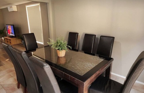 Liverpool Maison | Spacious 3 bedrooms Free parking