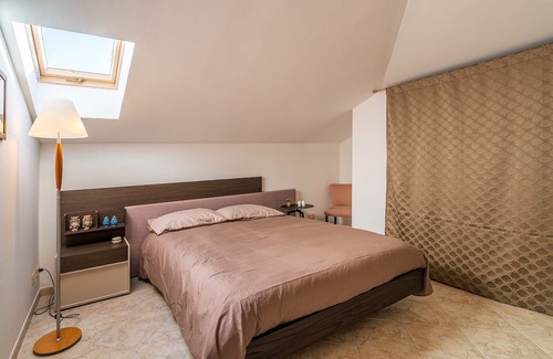 Tiche Appartement | Apartment 'Appartamento A Ficu Pala Siracusa' with Sea View, Wi-Fi and Air Conditioning