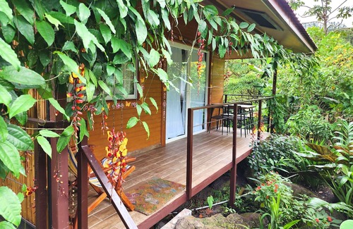 Boquete Maison | Ecoresort: We are Panamas leading honey producer and butterfly exhibit.