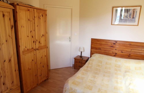 Le Claux Maison | Farmhouse on the mountain overlooking the valley.