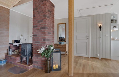Bomlo Maison | 4 person holiday home in FINNÅS