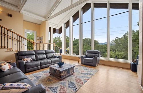 Montgomery Village Maison | Wonderfull retreat in Santa Rosa