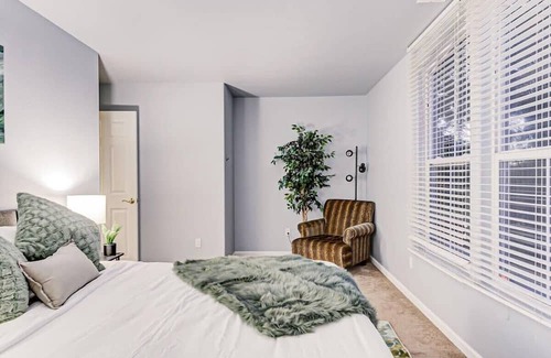 Santa Rosa Maison | 4BD/3BA Wine Country Home W/ Game Room + BBQ