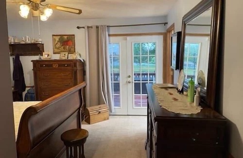 Salina Maison | Hot Tub, Beautiful view, location, family home, 3 BR, + 2 beds in 2nd LR, 3 bath