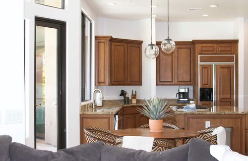 McDowell Acres Maison | Scottsdale Paradise- POOL, Spa, Pickleball/Basketball, Fire Pit & Great HIKING!
