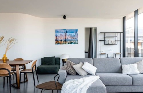 Stalingrad Appartement | Corner Apartment Summ