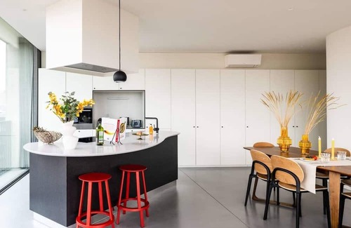Stalingrad Appartement | Corner Apartment Summ