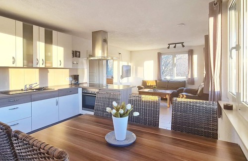 Lonevag Maison | 5 person holiday home in LONEVÅG