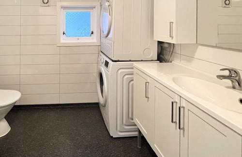 Bomlo Maison | 6 person holiday home in bremnes