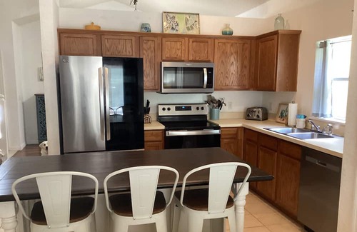 Silver Creek Maison | Large family vacation home, close to Disney, private pool & spa, newly remodeled