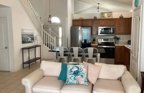 Silver Creek Maison | Large family vacation home, close to Disney, private pool & spa, newly remodeled